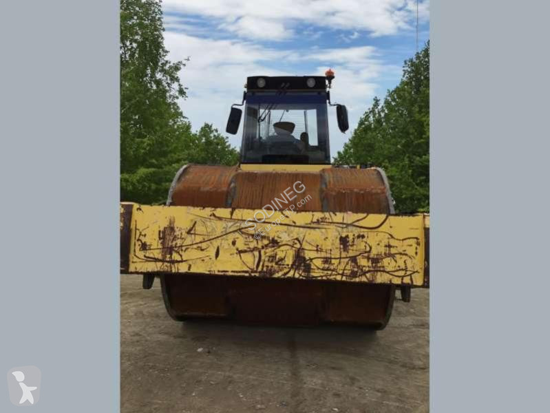 Compactador Bomag DI-4