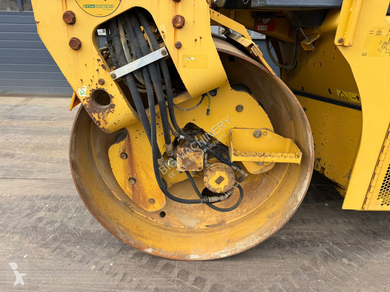 Compactor Caterpillar
