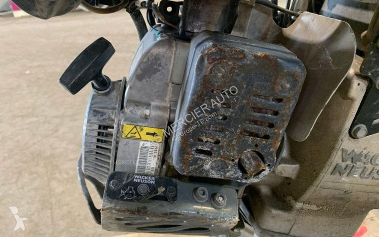 Compactor Wacker Neuson pilonneuse essence