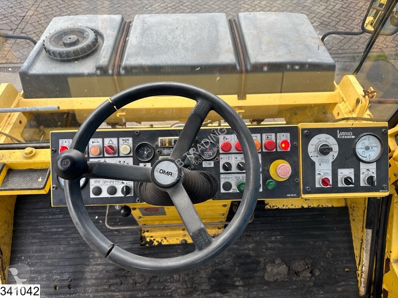 مدحلة Bomag AC2 6086h, 51kW