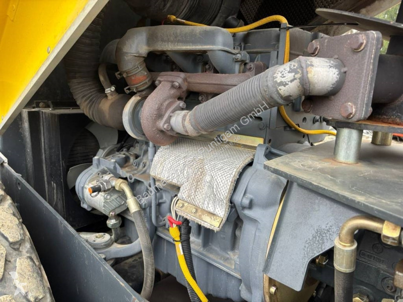مدحلة Bomag D4