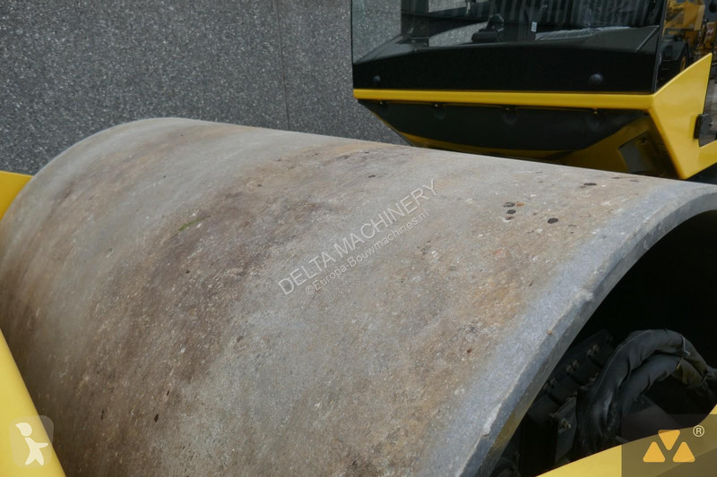 Compactador Bomag BW226-5CL