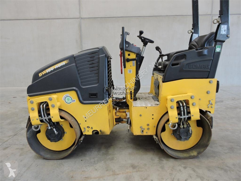 مدحلة Bomag