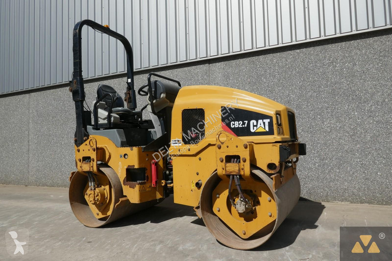 مدحلة Caterpillar CB2.7