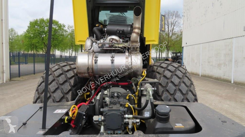 Compactador Bomag BW213 D-5 PL