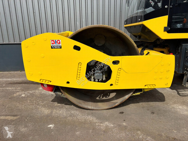 Zhutňovač Bomag BW219DH5