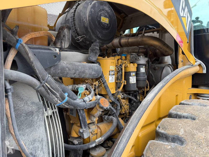 Zhutňovač Caterpillar TRIMBLE GPS INCL