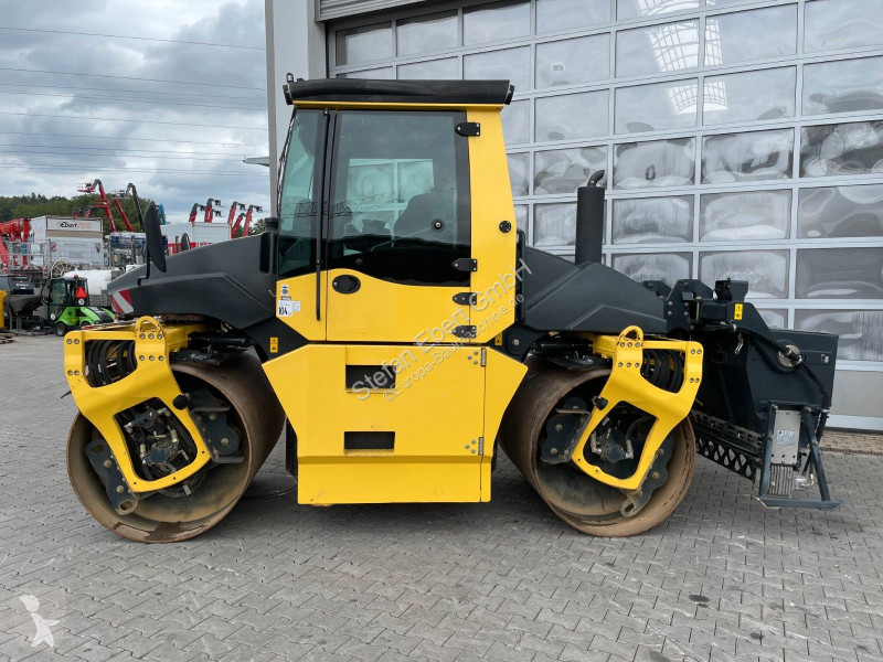 Compactador Bomag AP4 / nur 1.565h / Asphalt...