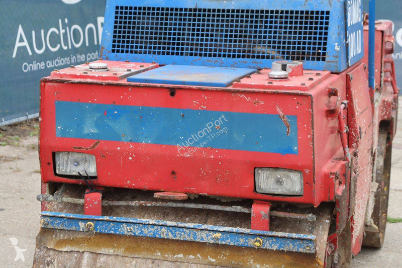 Compacteur Bomag 100AD