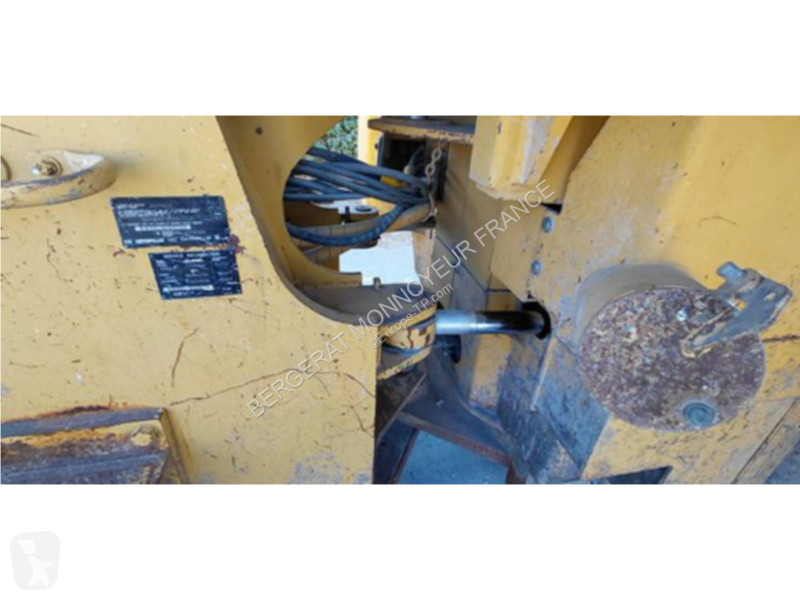 Валяк Caterpillar II