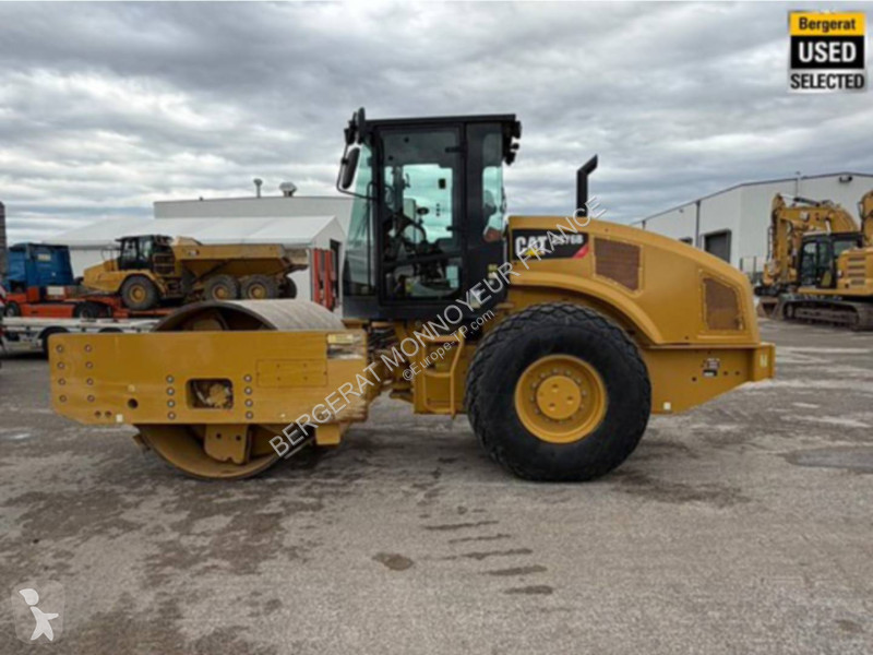 Compacteur Caterpillar 4F