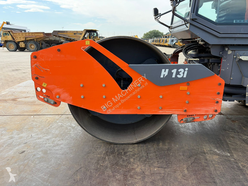 Hamm H13i compactor