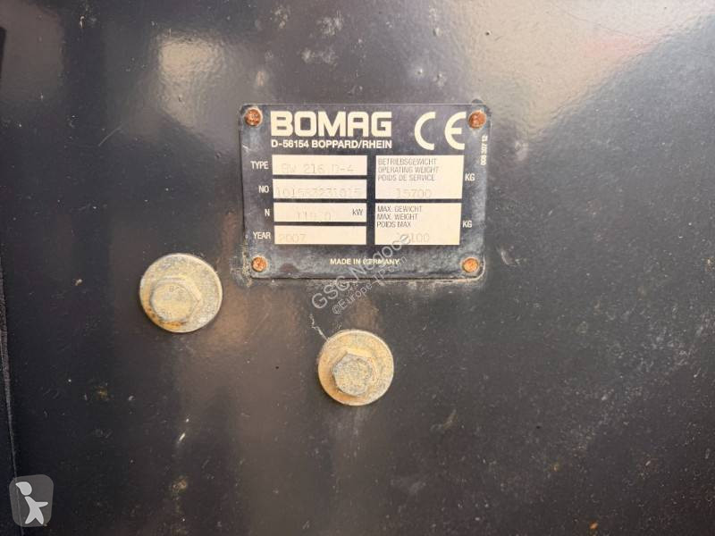 مدحلة Bomag BW216 D-4