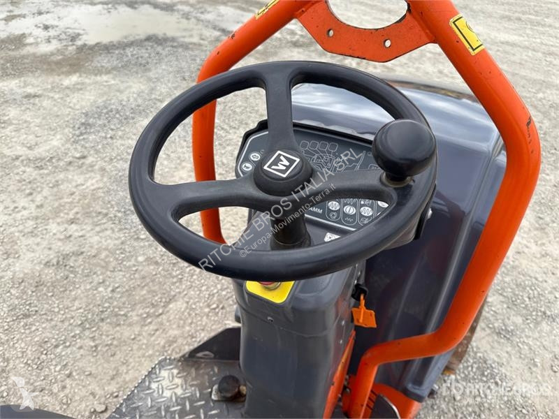 Compactador Hamm Double Drum Roller