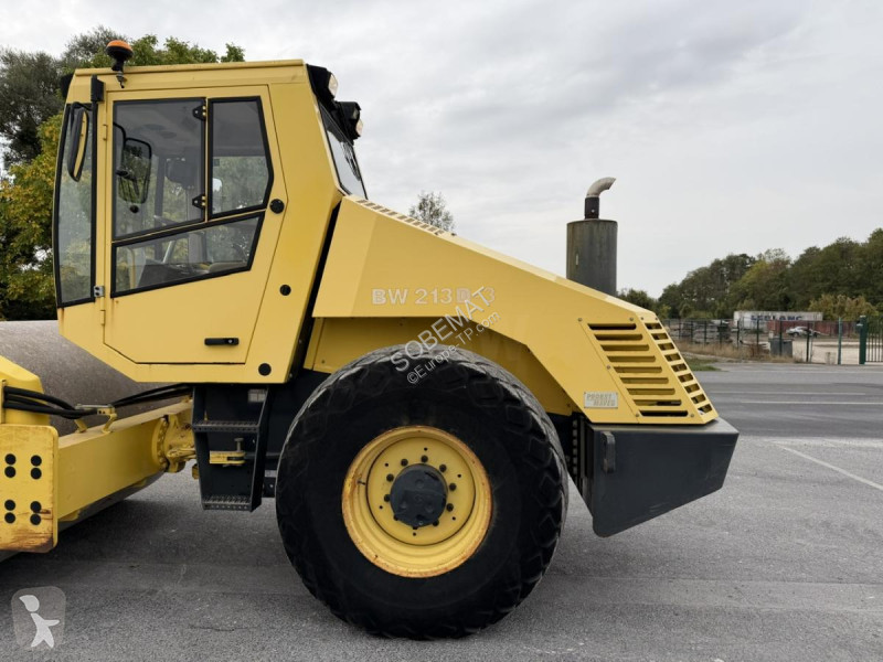 Zhutňovač Bomag BW213 D3