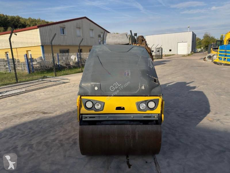 Compactador Bomag