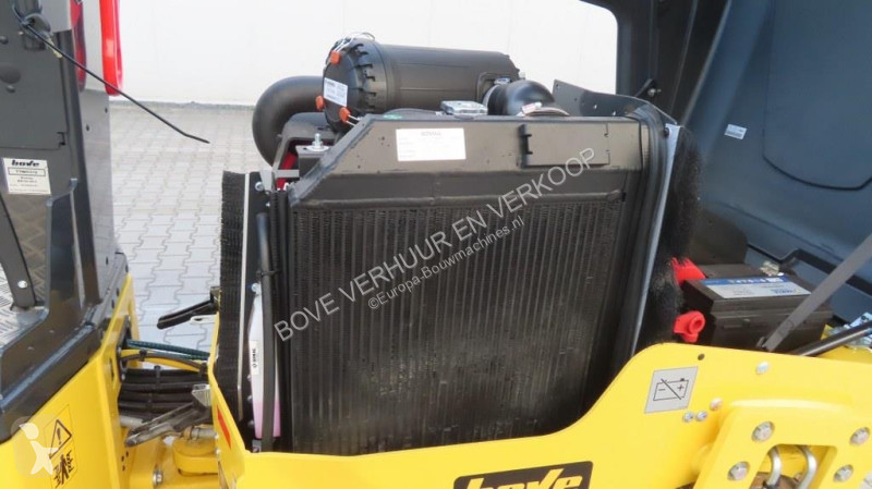 مدحلة Bomag AD-5