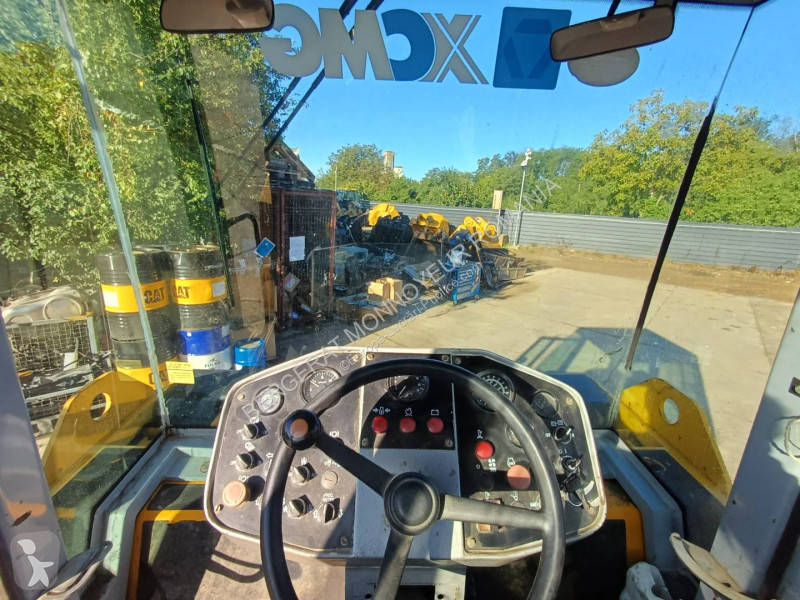مدحلة XCMG