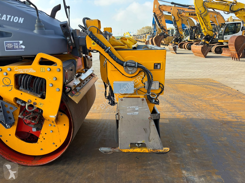 Vibrohenger Hamm DV70i + Bomag splitter