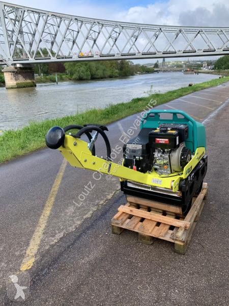 Compactador Ammann A65DY