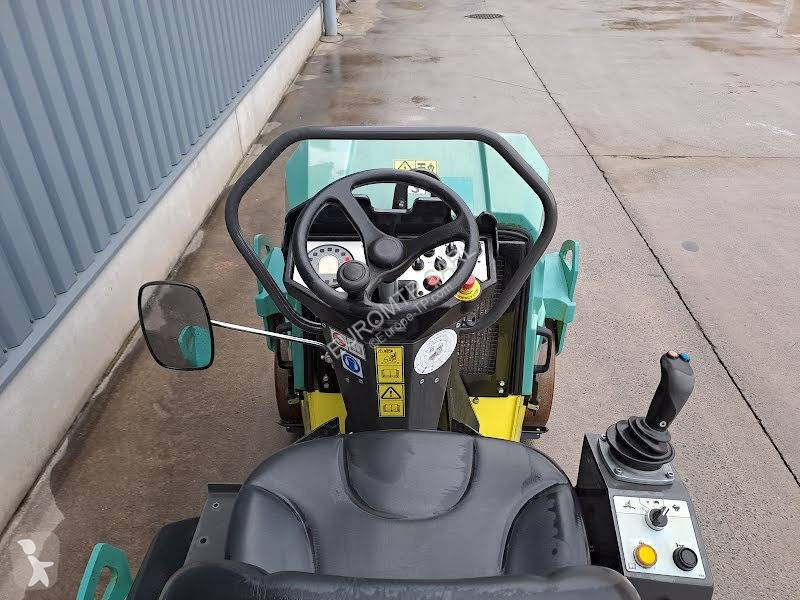 Compactador Ammann ARX 26-2