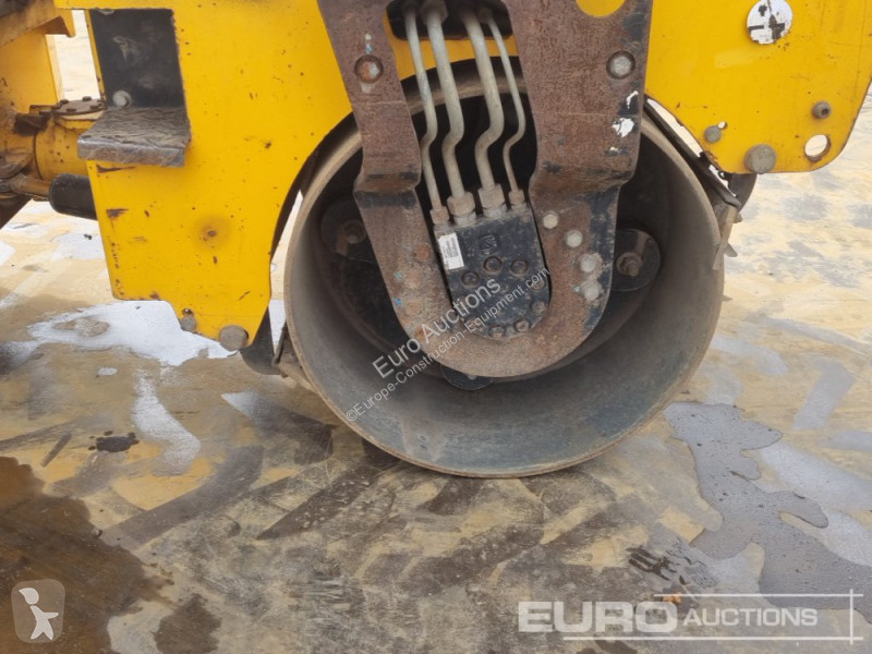 مدحلة JCB VMT160-80