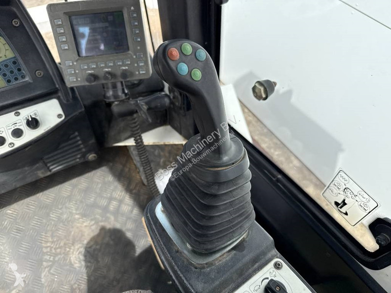 Compactador Bomag BW213DH-4 - Extra Vibrating...
