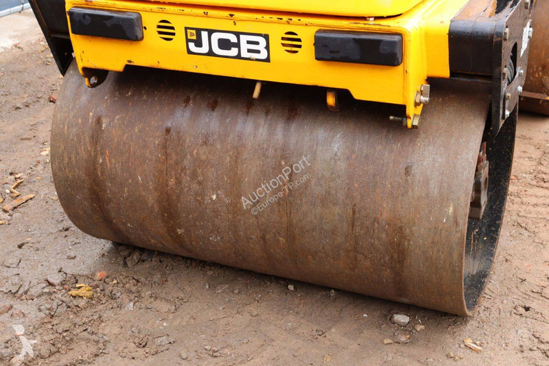 Compactador JCB VMT