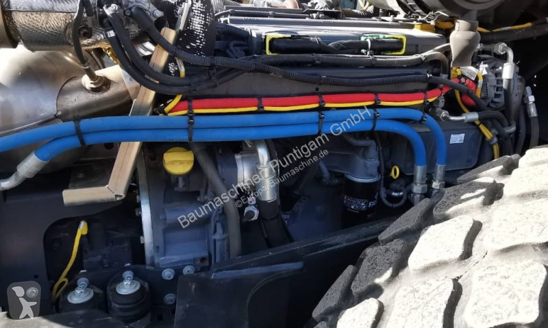 Zhutňovač Bomag DH5