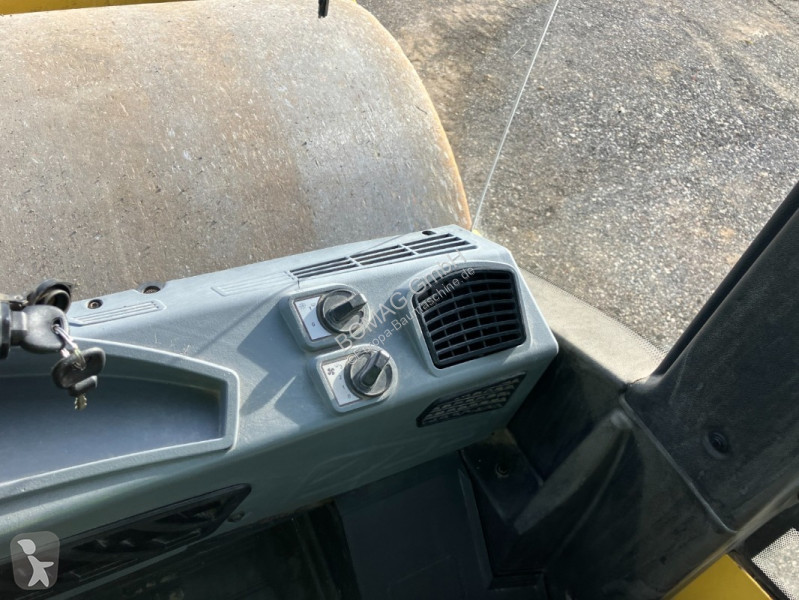 مدحلة Bomag  BW 226 BVC-5  Stage IIIa/Tier 3