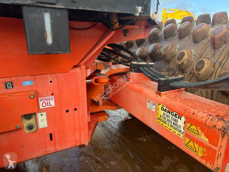 Zhutňovač Caterpillar CP 74