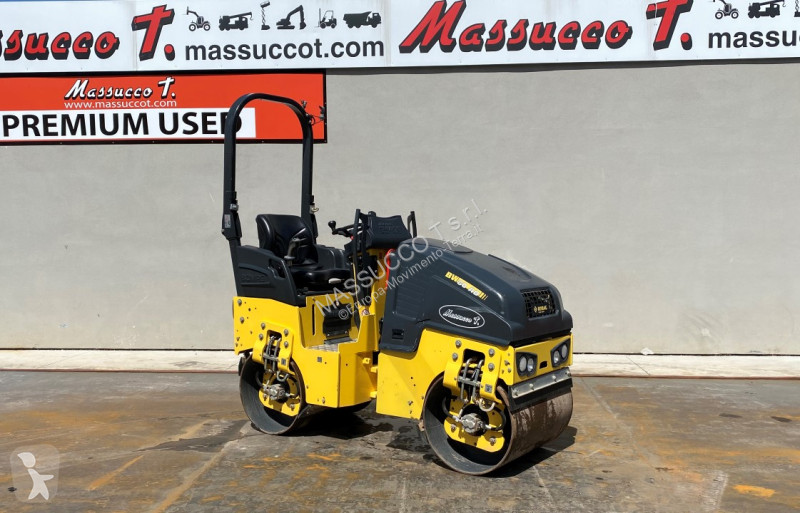 مدحلة Bomag