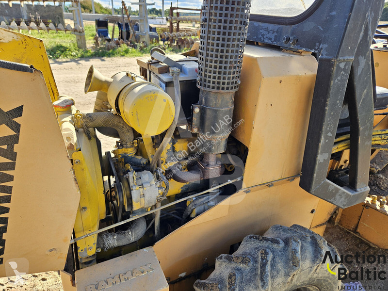 مدحلة Rammax RW1800