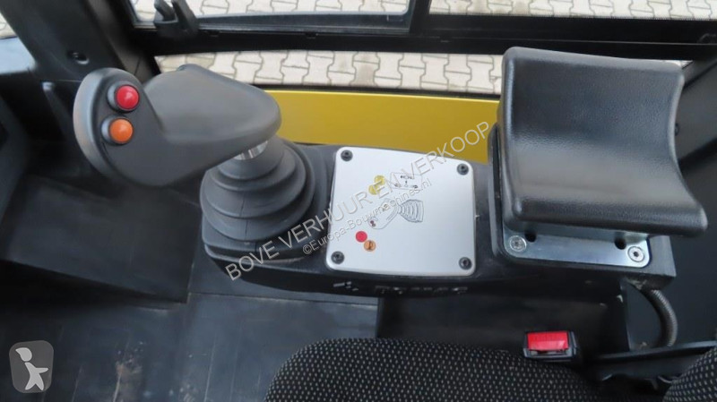 Compactador Bomag BW213 DH-5