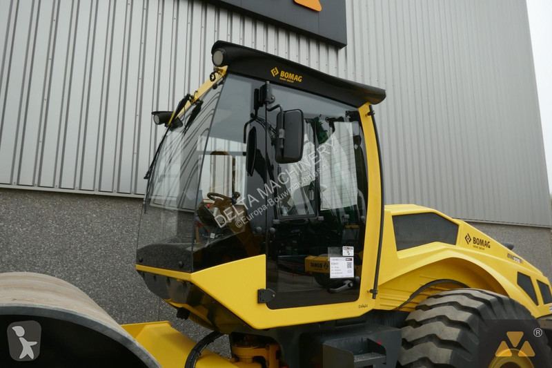 Compactador Bomag BW226-5CL