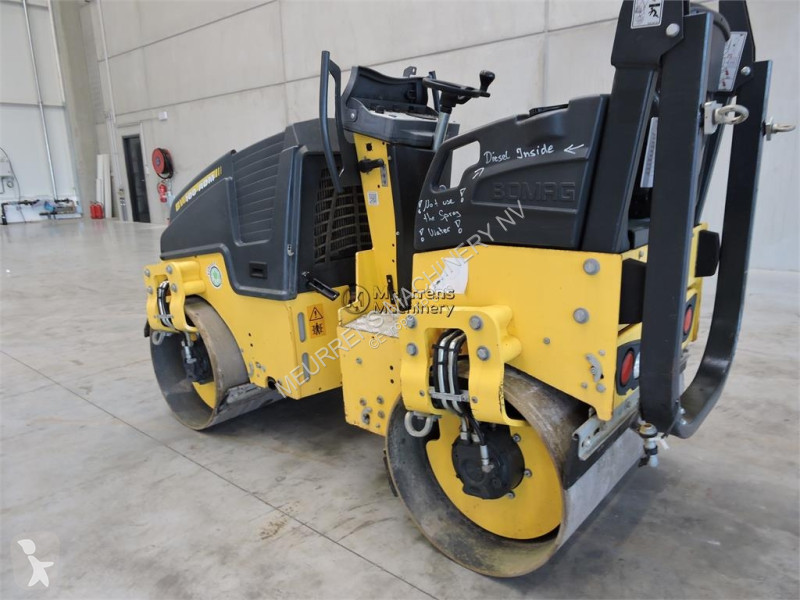 مدحلة Bomag