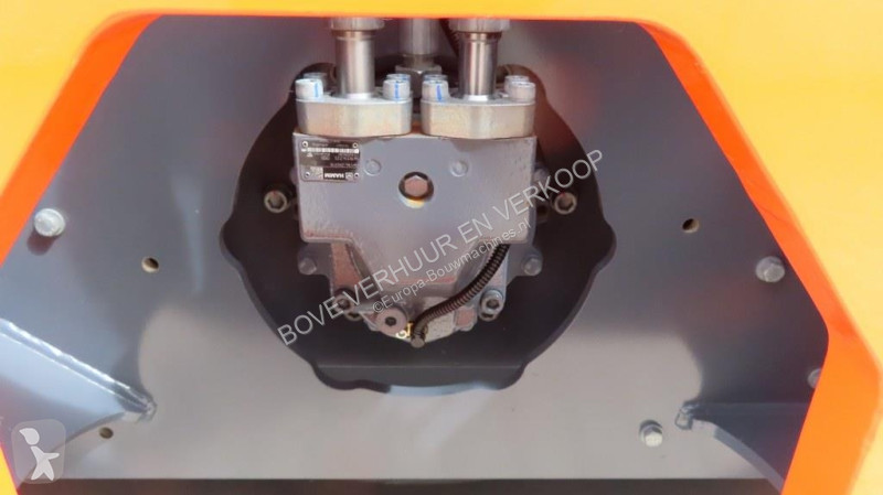 Compactador Hamm HC130i