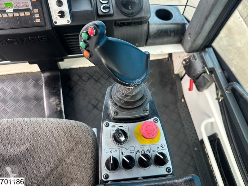 مدحلة Bomag BW 174 AP-4 AM 74 kW, 7485 hr