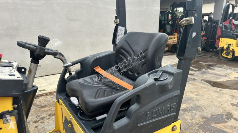 Jordstamper Bomag AD5