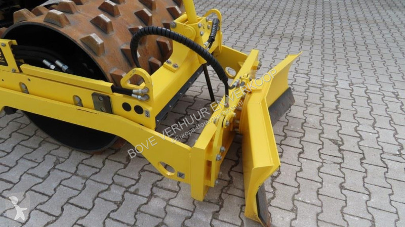 Compactador Bomag BW124 PDH-5