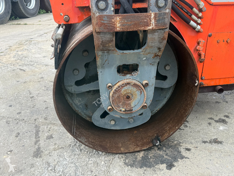 Jordstamper Hamm Tyred Roller with vibration 900mm