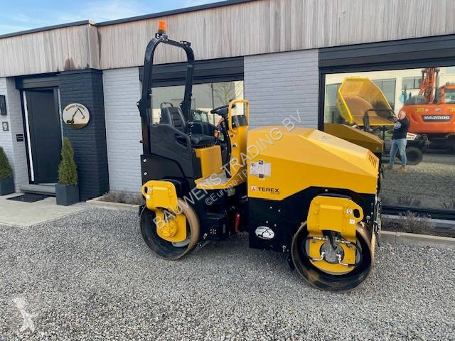 Jordstamper Caterpillar CB 1.7