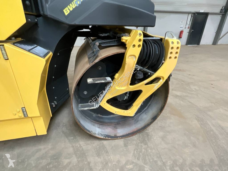 مدحلة Bomag BW 174 A P AM