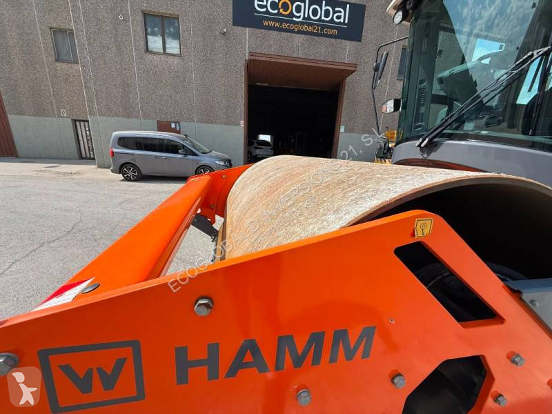 Zhutňovač Hamm HC110i
