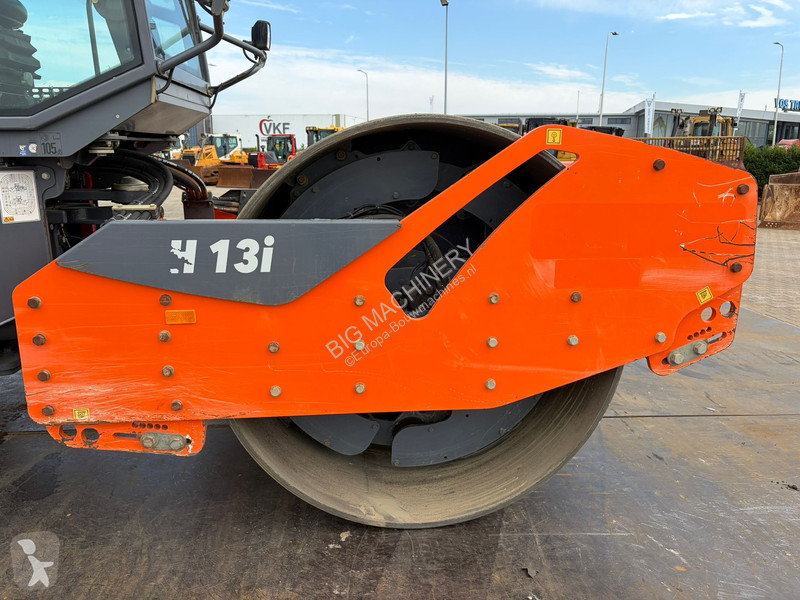 Hamm H13i compactor