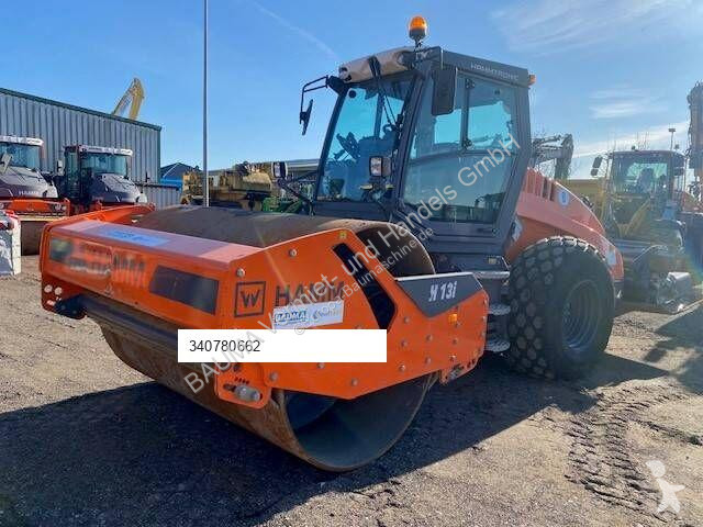 Дорожный каток Hamm H13i mit Verdichterplatten...