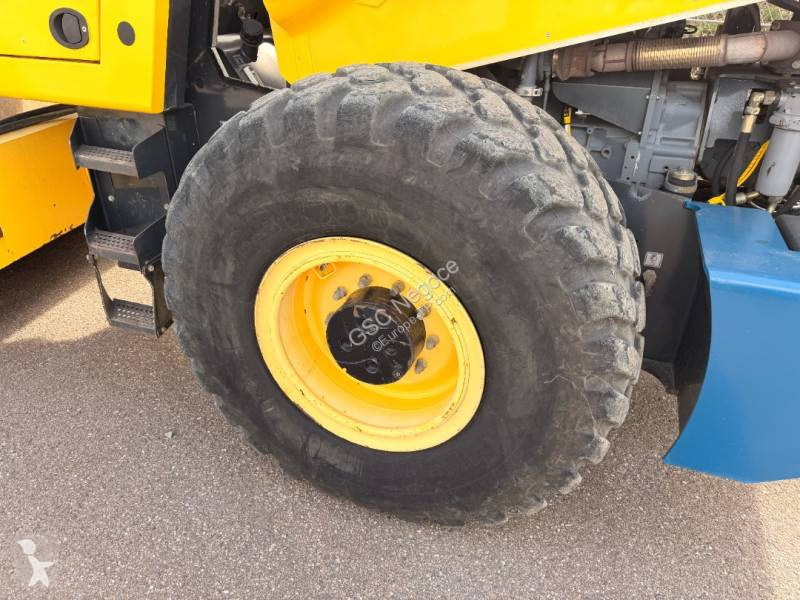 مدحلة Bomag BW216 D-4