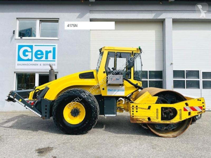 Jordstamper Bomag BW213 DH4
