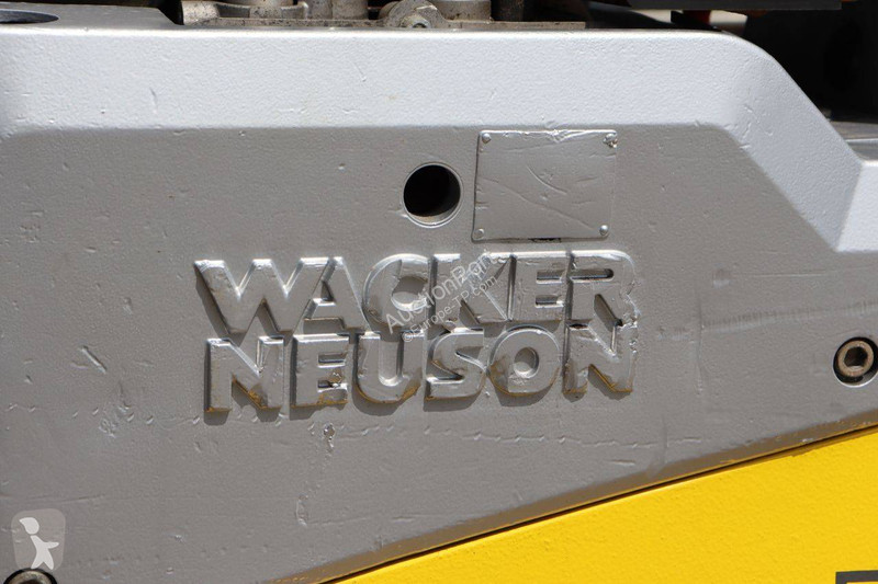Compacteur Neuson DPU5545