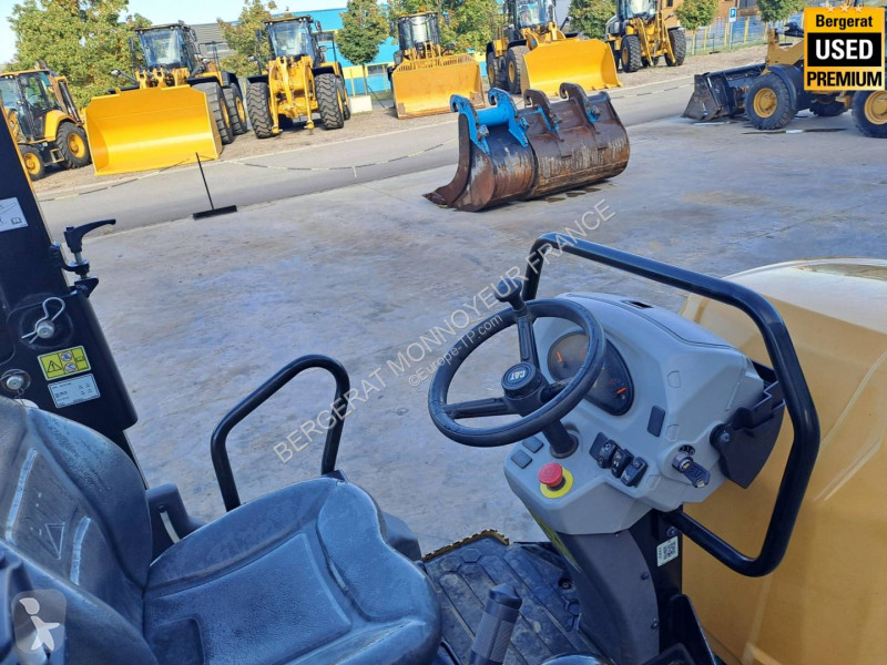 Валяк Caterpillar CB2.5GC